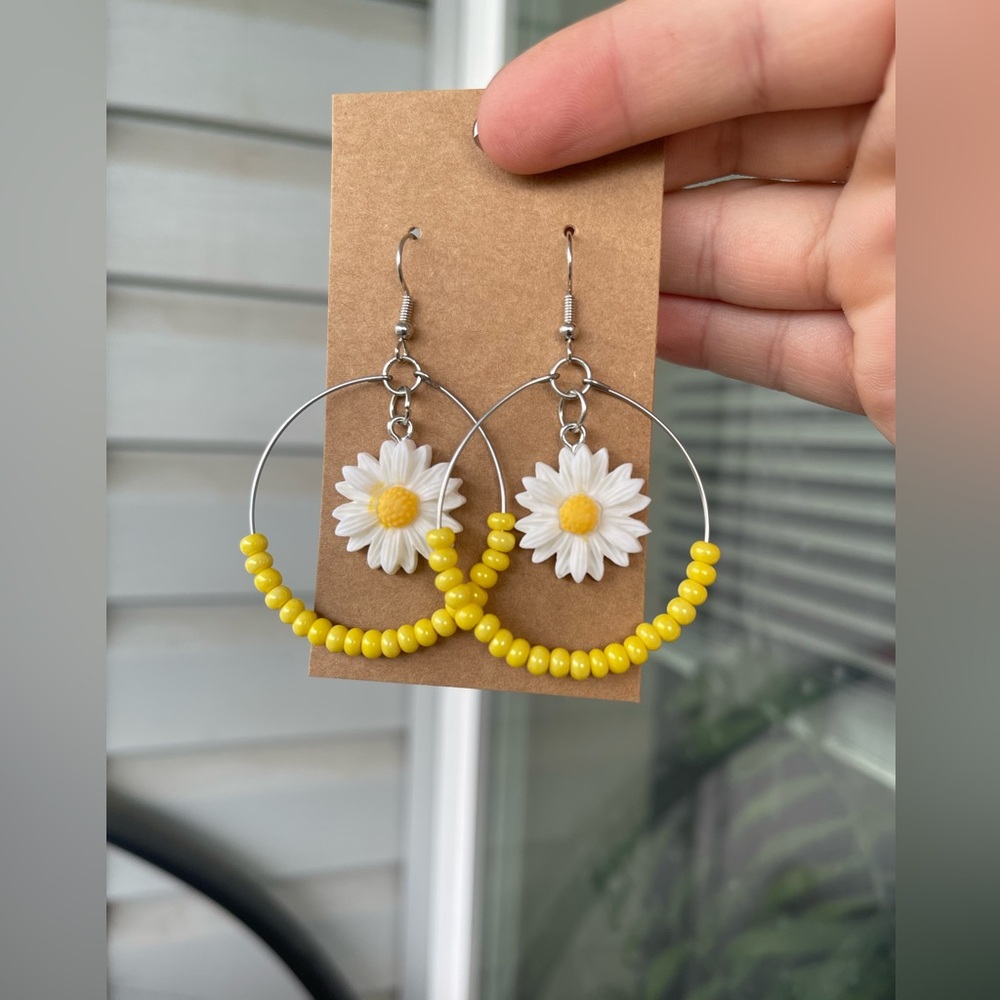 Yellow daisy hoop earrings